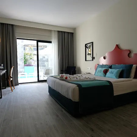 Seaden Valentine Resort & Spa Ultra All Inclusive (Adults Only) Готель