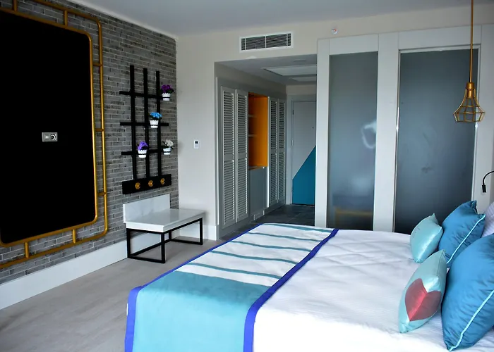 Seaden Valentine & Ultra (adults Only)